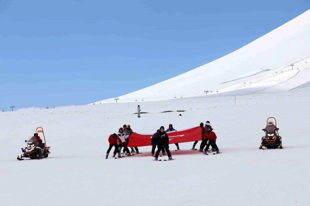 Kayseri\'de mahkum çocuklara kayak eğitimi