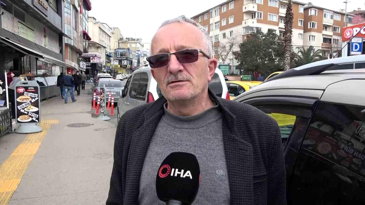 CHP\'nin seccade dağıtmasına vatandaşlar tepki gösterdi