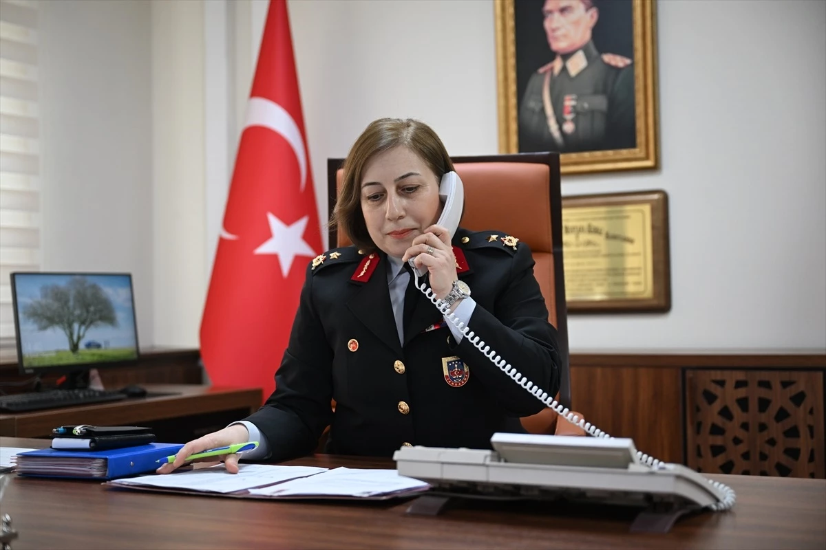 Cumhuriyet Tarihinin İlk Kadın Generali Tuğgeneral Özlem Yılmaz