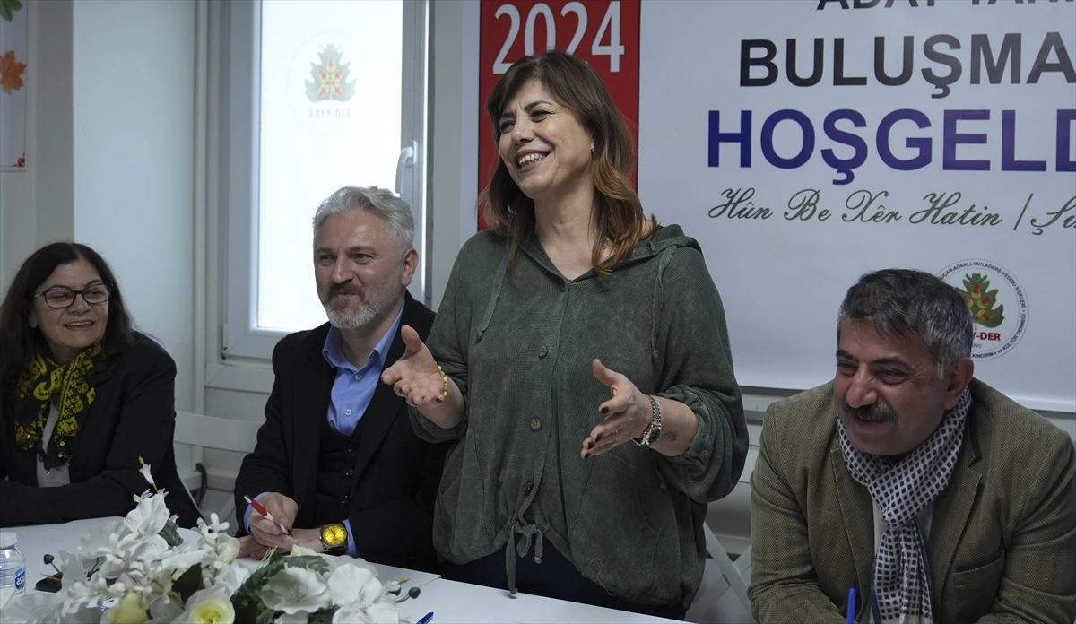 DEM Parti İBB Başkan adayları Kadıköy ve Bakırköy\'de seçim çalışmaları yaptı