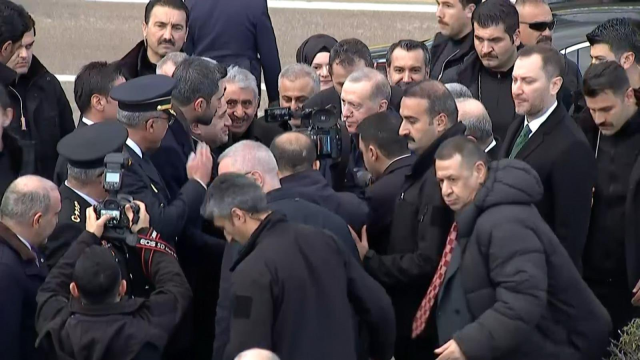 Fotoğrafları oğlu paylaştı! Cumhurbaşkanı Erdoğan'ı Mehmet Ağar karşılamış