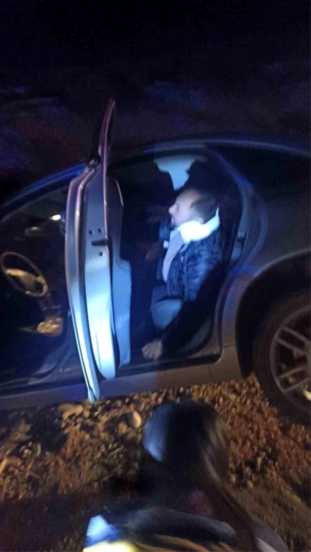 Mardin\'de otomobil şarampole devrildi: 5 yaralı