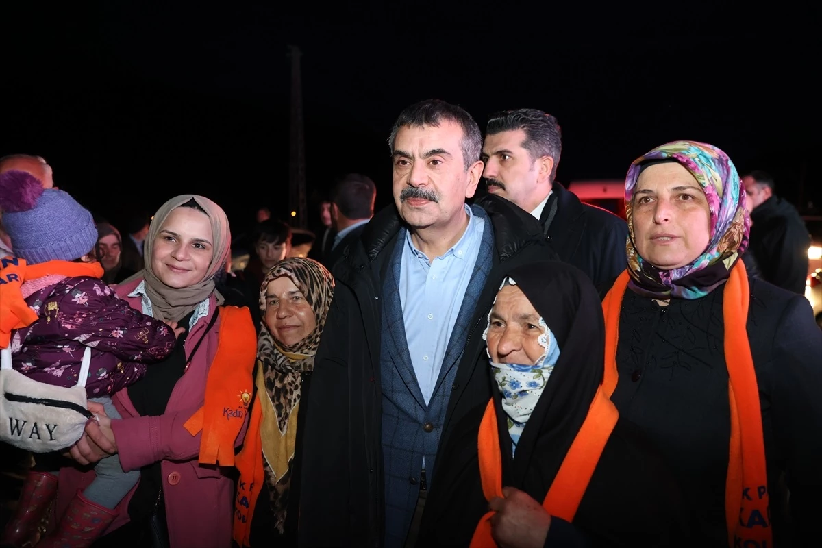 Milli Eğitim Bakanı Yusuf Tekin Erzurum\'da ziyaretlerde bulundu