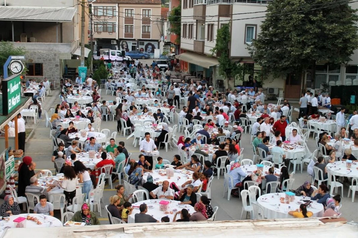 Nilüfer Belediyesi Ramazan Ayında Mahalle İftarları Düzenliyor