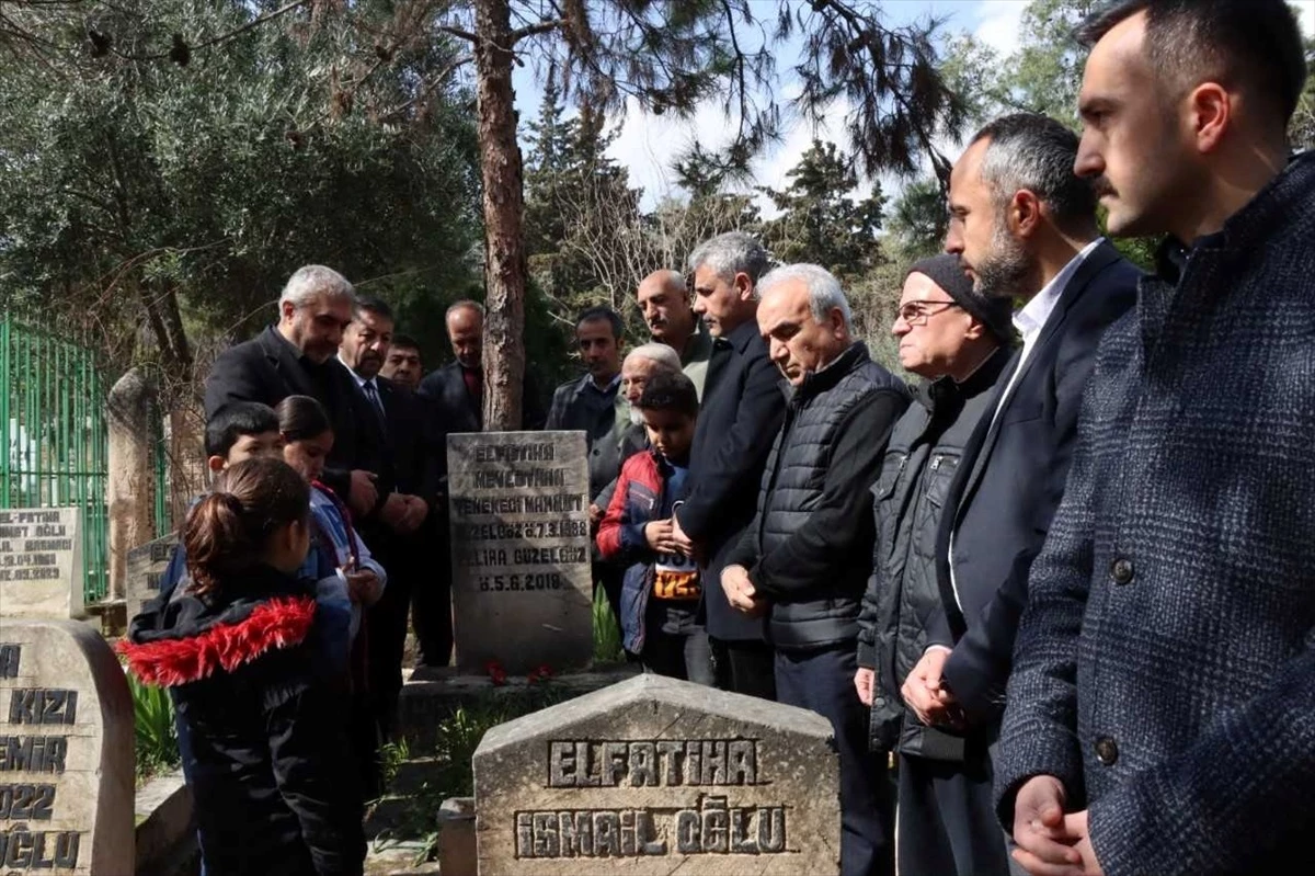 Şanlıurfalı ses sanatçısı Tenekeci Mahmut Güzelgöz mezarı başında anıldı