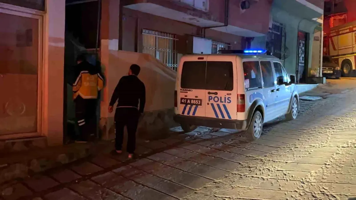 İzmit\'te Kocasının Haber Alamadığı Kadın İtfaiye ve Polis Ekiplerini Harekete Geçirdi
