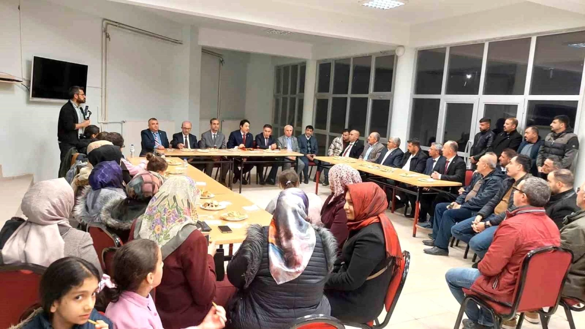 Yeniden Refah Partisi Kayseri Büyükşehir Belediye Başkan Adayı Bünyan\'da Vatandaşlarla Buluştu