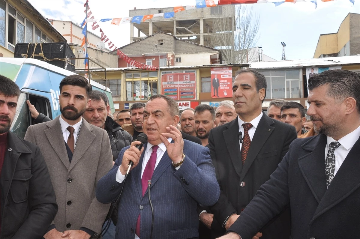 AK Parti Muş Milletvekili Mehmet Emin Şimşek ve Heyeti Bulanık\'ta Vatandaşlarla Buluştu
