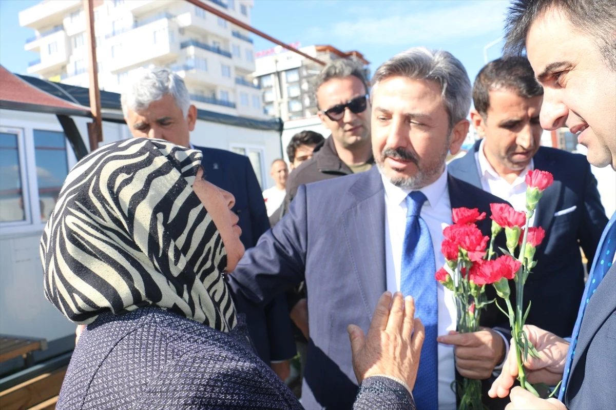 Bakan Yardımcısı Ahmet Aydın, Adıyaman\'ın Kahta ilçesinde temaslarda bulundu
