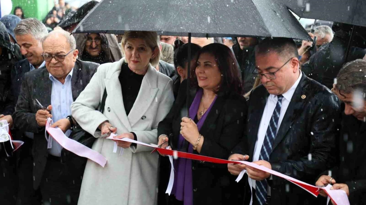 Aydın\'a Evcil Hayvan Bakım ve Rehabilitasyon Merkezi Açıldı