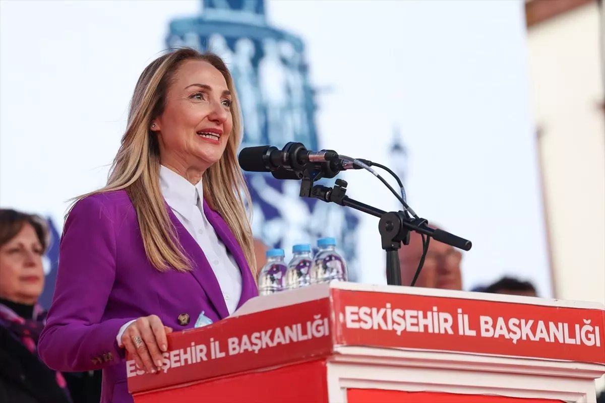 CHP Genel Başkanı Özgür Özel: Türk kadını seçme ve seçilme hakkını bütün gelişmiş ülkelerden önce aldı