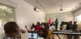 Dakar Yunus Emre Enstitüsü, Senegal'de kadınların projelerine destek veriyor