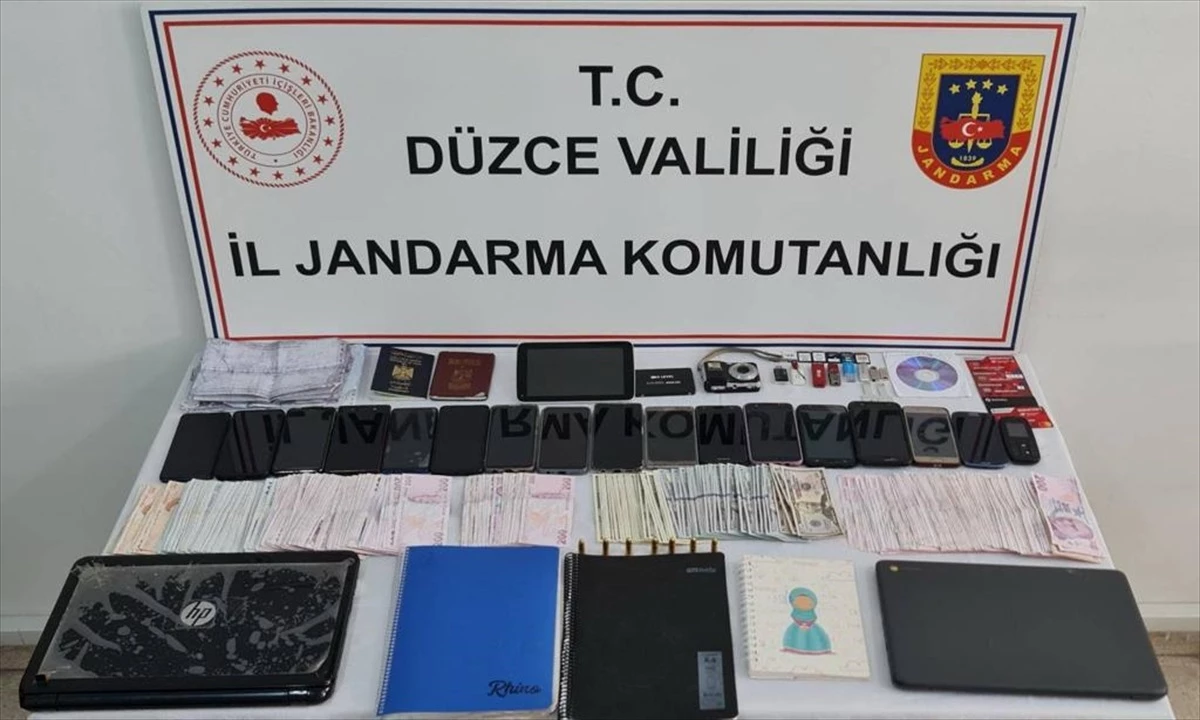 Düzce\'de DEAŞ operasyonunda 4 şüpheli daha tutuklandı