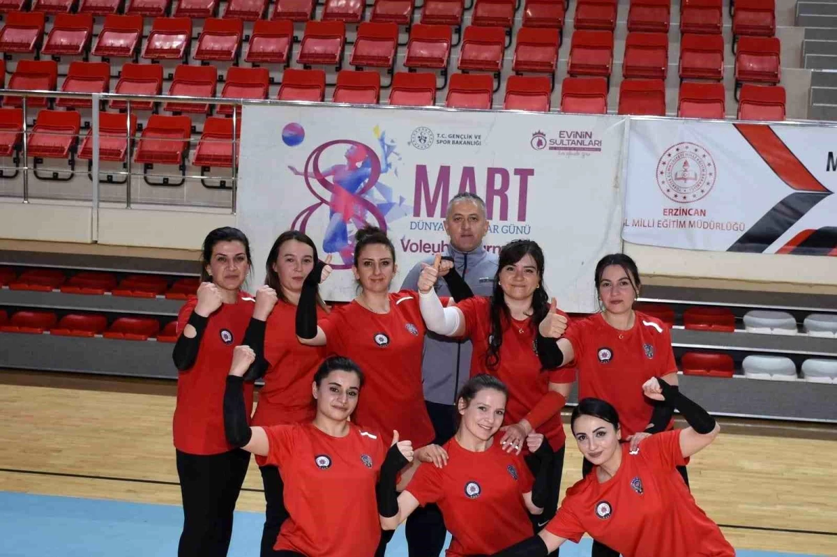 Erzincan Emniyet Müdürlüğü Kadın Voleybol Takımı Finale Yükseldi