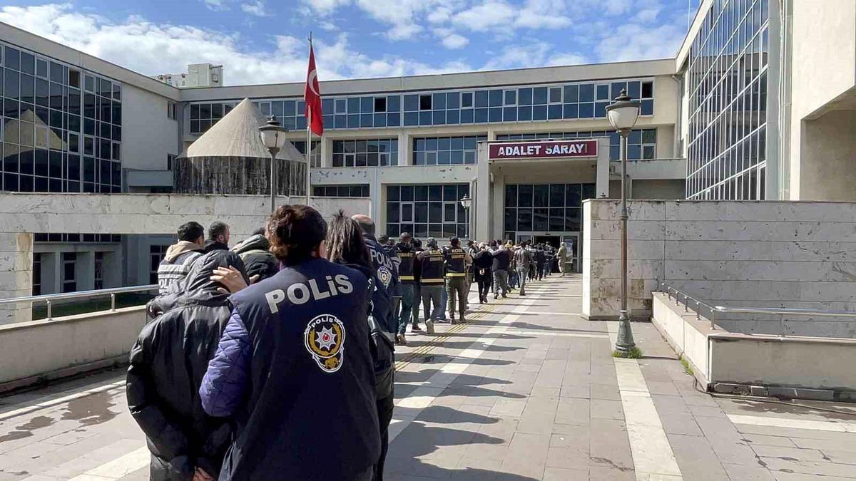 Osmaniye\'de suç örgütlerine yönelik operasyonda 39 kişi tutuklandı