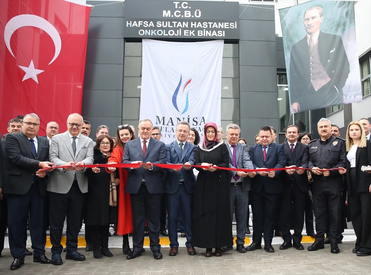 Manisa Celal Bayar Üniversitesi Onkoloji Hastanesi Ek Binası Açıldı