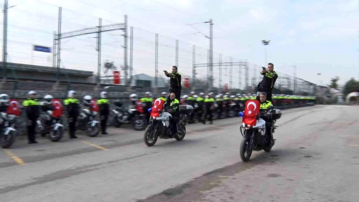 Ankara\'da 14 kadın polis Dünya Kadınlar Günü\'nde göreve başladı