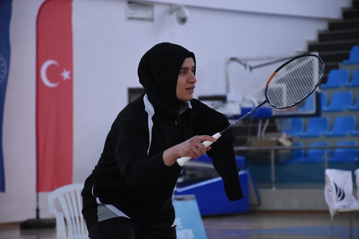 Para Badminton Türkiye Şampiyonası Karaman\'da Başladı