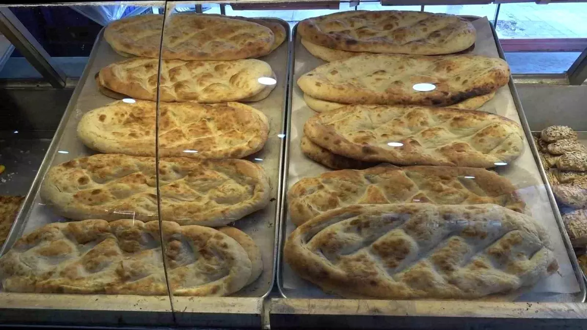 Kütahya Belediyesi\'nden Ramazan Pidesi Fiyatı Açıklaması