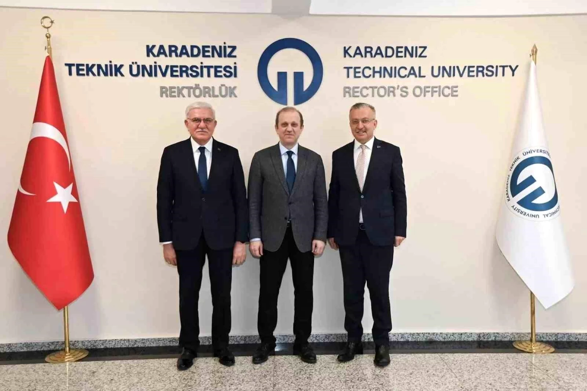 Erzincan Binali Yıldırım Üniversitesi Rektörü Uluslararası Kalite Konferansı\'na katıldı