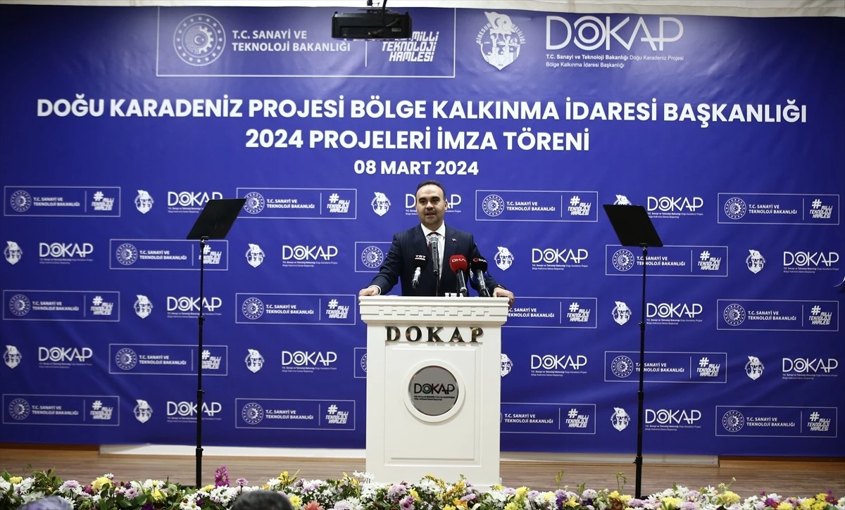 Sanayi ve Teknoloji Bakanı: Türkiye\'nin SİHA\'ları 30\'dan fazla ülkenin semalarını koruyor