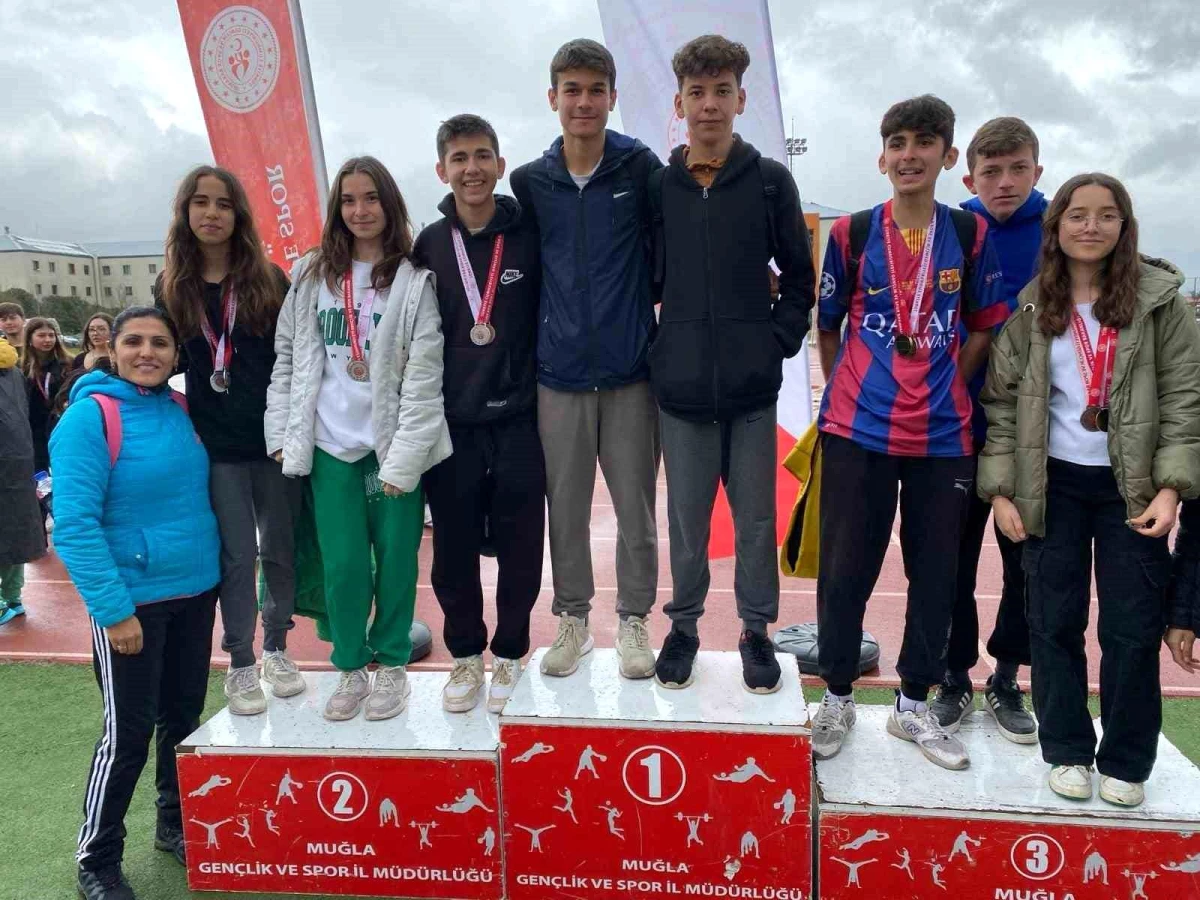 Muğla\'da düzenlenen atletizm yarışmasında Seydikemer öğrencileri madalya kazandı