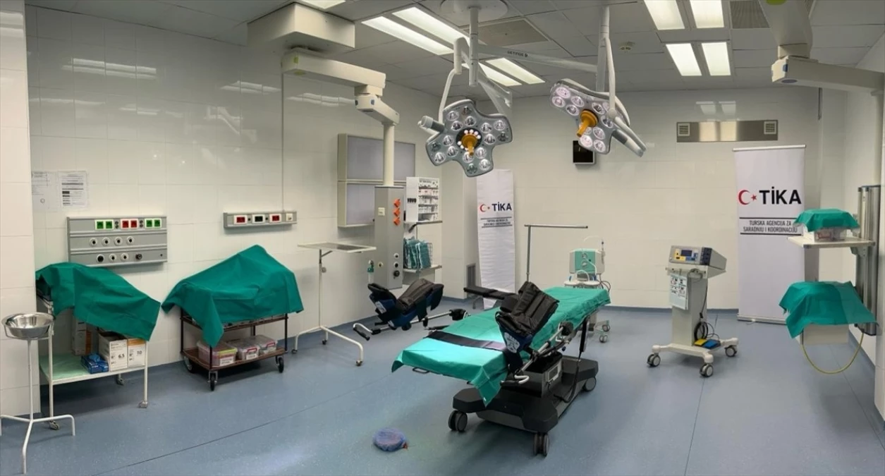 TİKA, Belgrad\'daki Cerrahi Kliniği\'ne Ameliyathane Kurdu