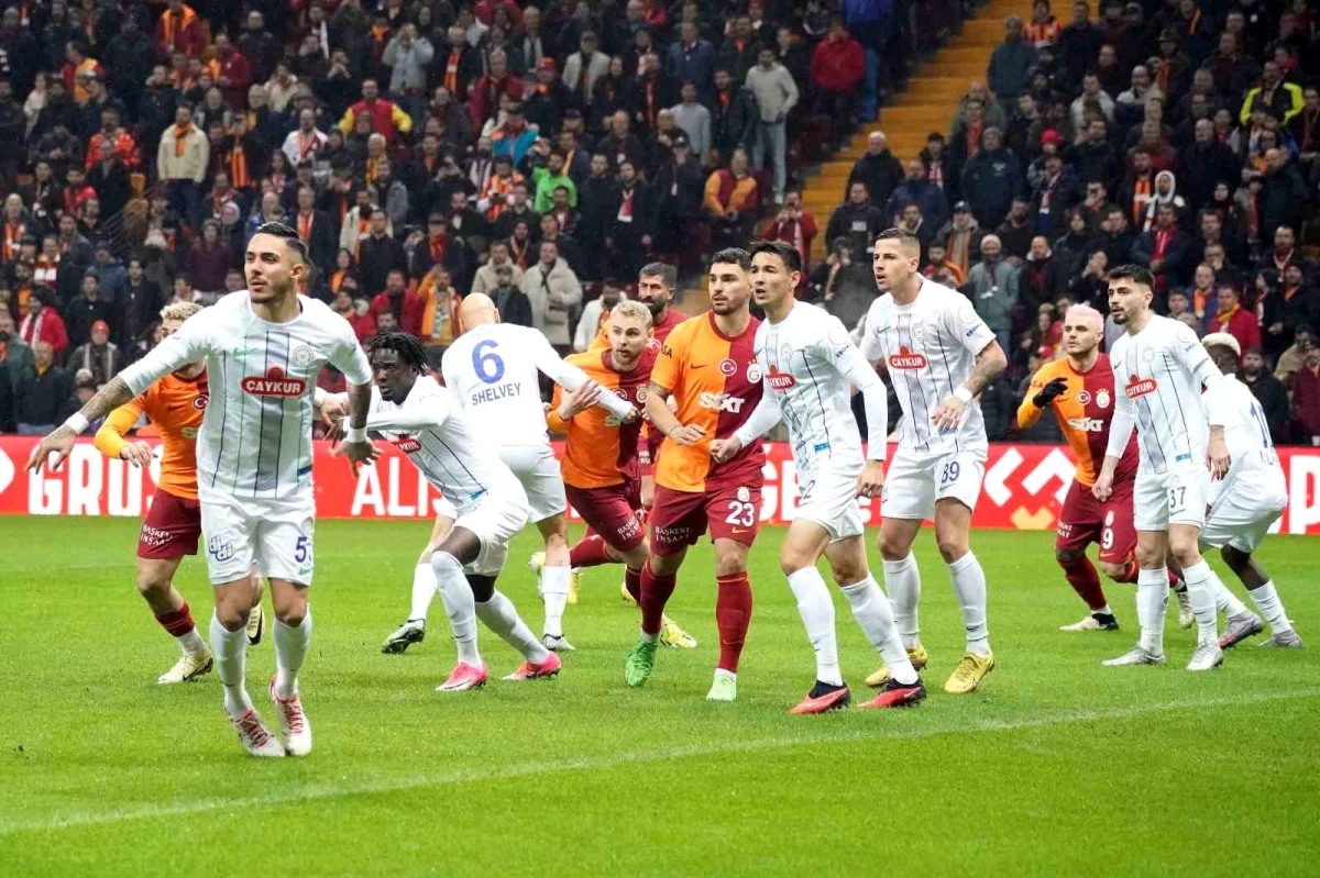 Trendyol Süper Lig: Galatasaray: 1 Çaykur Rizespor: 0 (Maç devam ediyor)