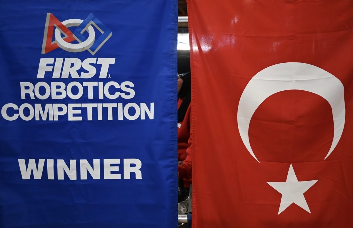 Türk Kız Öğrencilerden Oluşan Robot Takımı New York\'ta Yarıştı