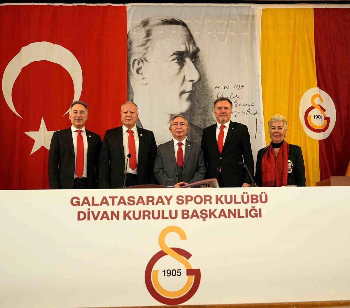 Galatasaray Spor Kulübü Divan Kurulu Başkanı Aykutalp Derkan, yeniden seçildi