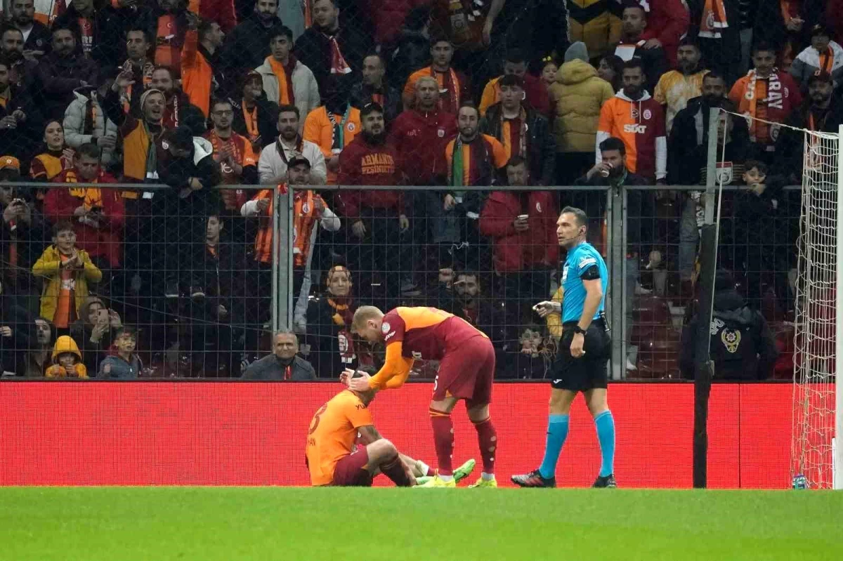 Galatasaraylı Kaan Ayhan\'ın MR\'ında yumuşak dokuda hematom tespit edildi