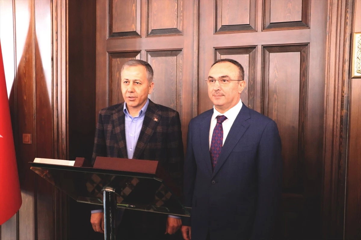 İçişleri Bakanı Ali Yerlikaya, Tekirdağ Valiliğine ziyarette bulundu