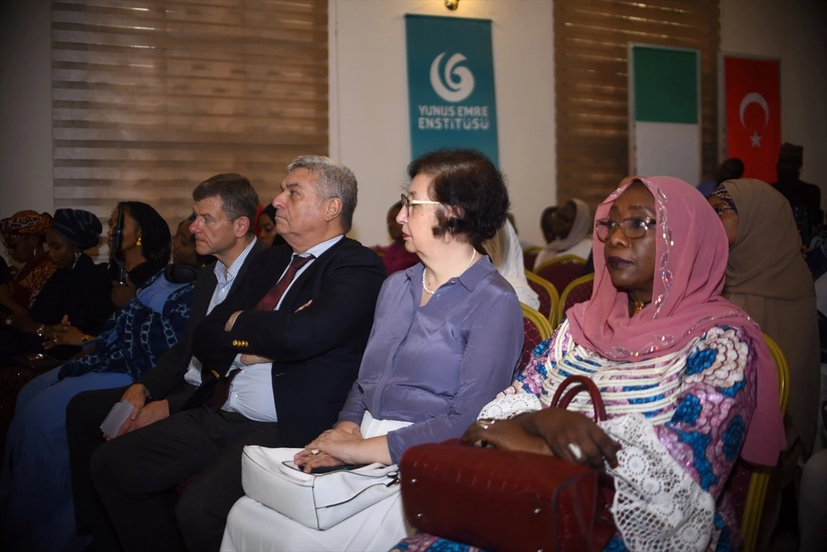 Nijerya\'da düzenlenen programda kadınların hikayesi anlatıldı