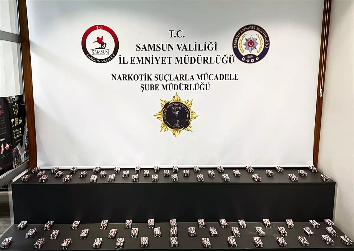 Samsun\'da Kargoda Uyuşturucu Bulundu: 2 Şüpheli Gözaltına Alındı