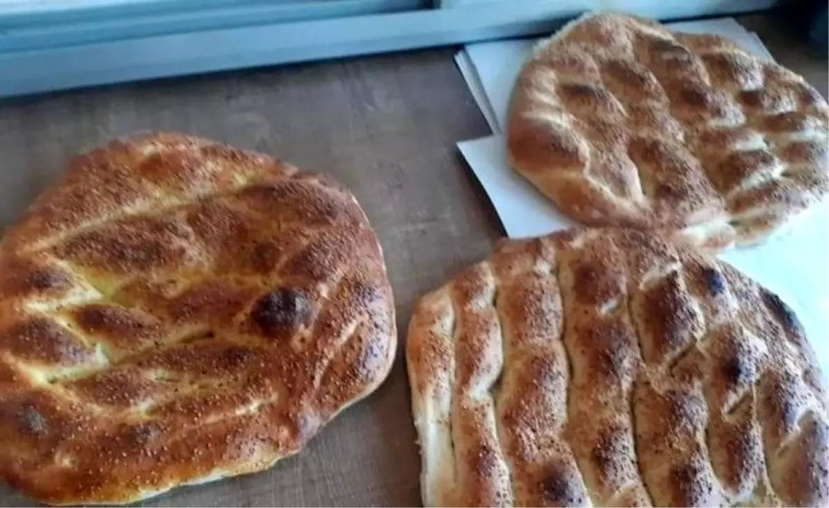 Selendi\'de Ramazan Pidesi Fiyatları Belli Oldu