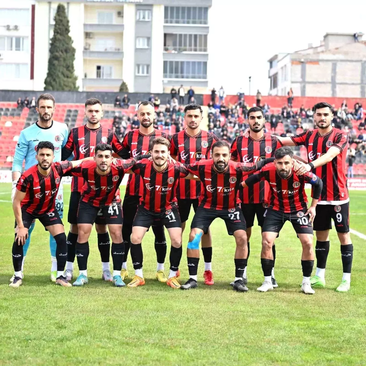 Turgutluspor ve Kemerkent Bulvarspor 2-2 berabere kaldı