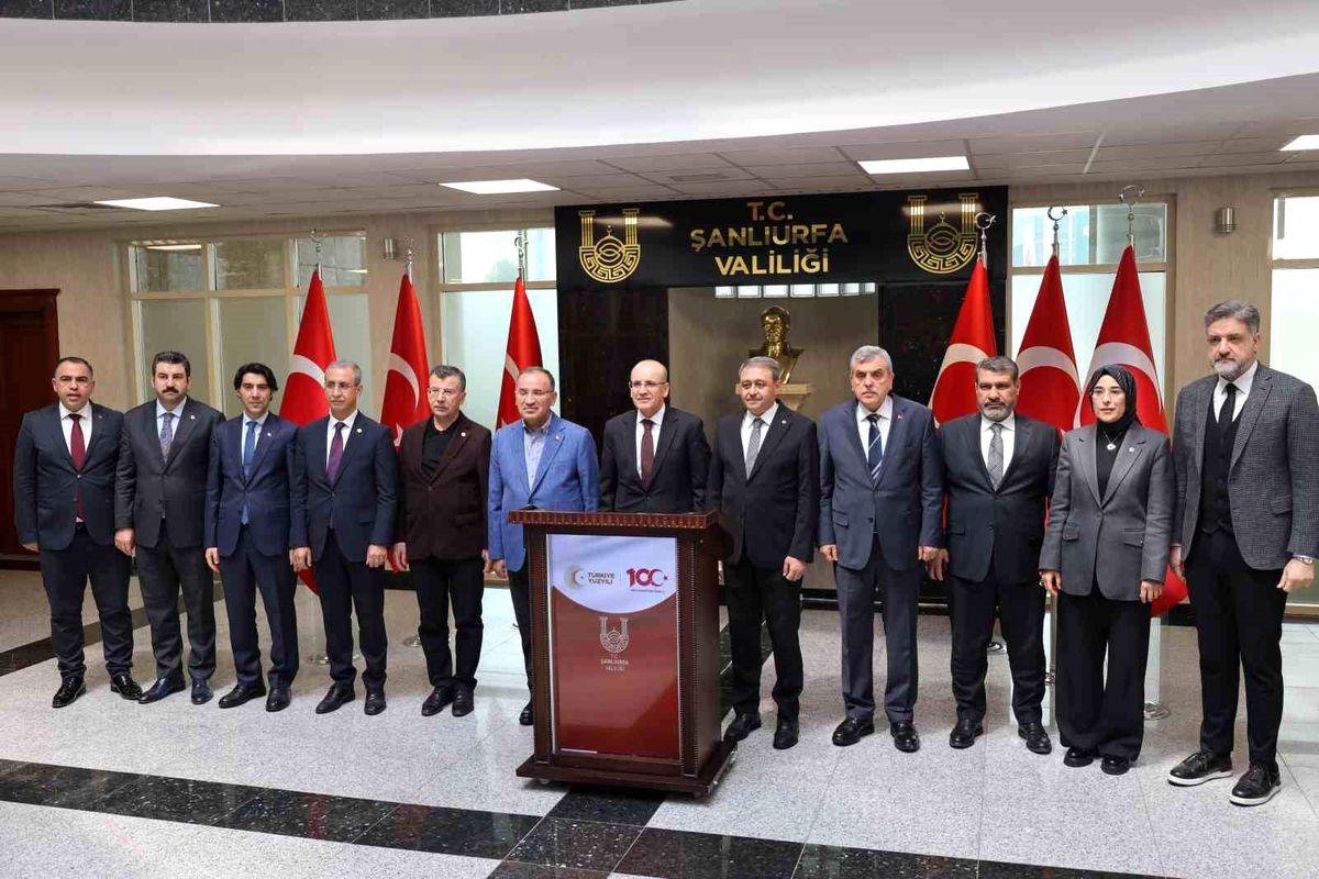 Hazine ve Maliye Bakanı Şimşek Şanlıurfa\'ya ziyarette bulundu