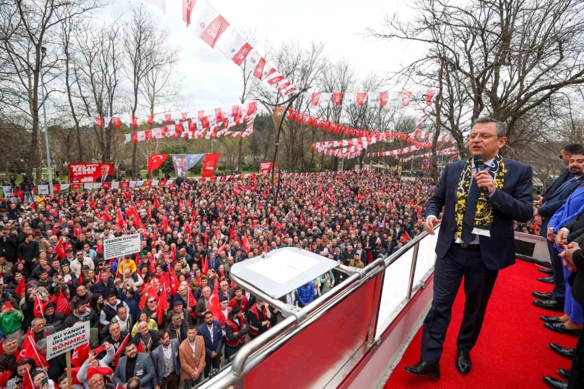 CHP Genel Başkanı Özgür Özel: CHP Babaevi