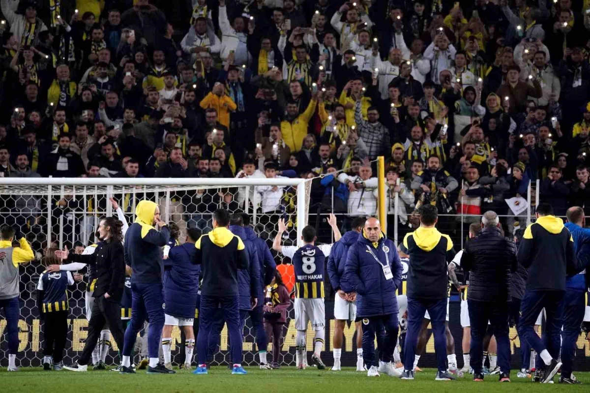 Fenerbahçe, Pendikspor\'u 4-1 mağlup ederek 6. kez geriden gelerek kazandı