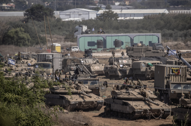 İsrail, Lübnan'a yönelik kara saldırısı için hazırlık yapıyor