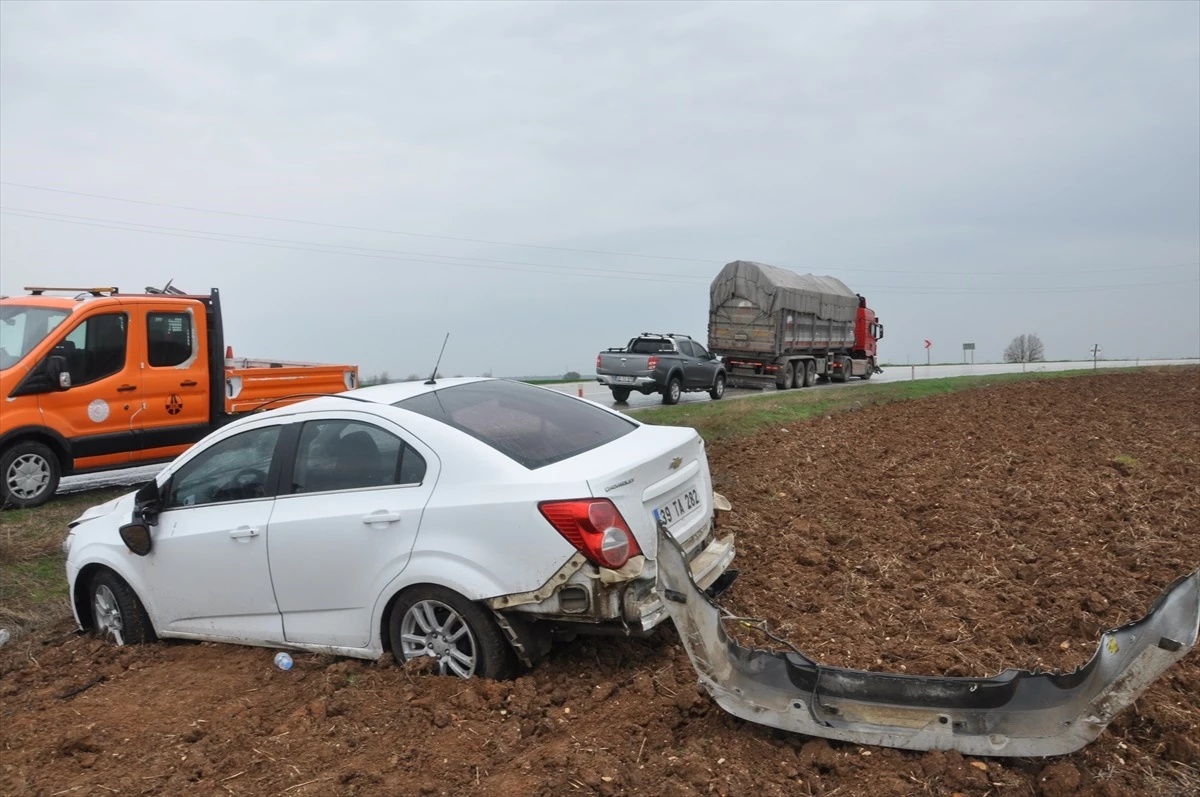 Lüleburgaz\'da tırla otomobilin çarpıştığı kazada 1 kişi yaralandı