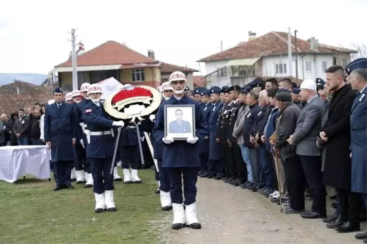 Uzman Çavuş İsmail Yavuz\'un Ani Ölümü Kütahya\'yı Yasa Boğdu