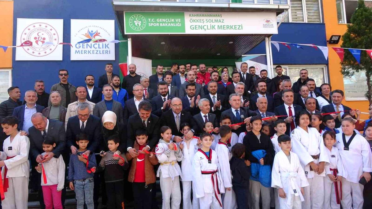 Gençlik ve Spor Bakanı Kahramanmaraş\'a stadyum kazandıracak