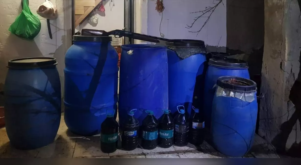 Tekirdağ\'da 1150 Litre Sahte İçki Ele Geçirildi, Bir Zanlı Gözaltına Alındı