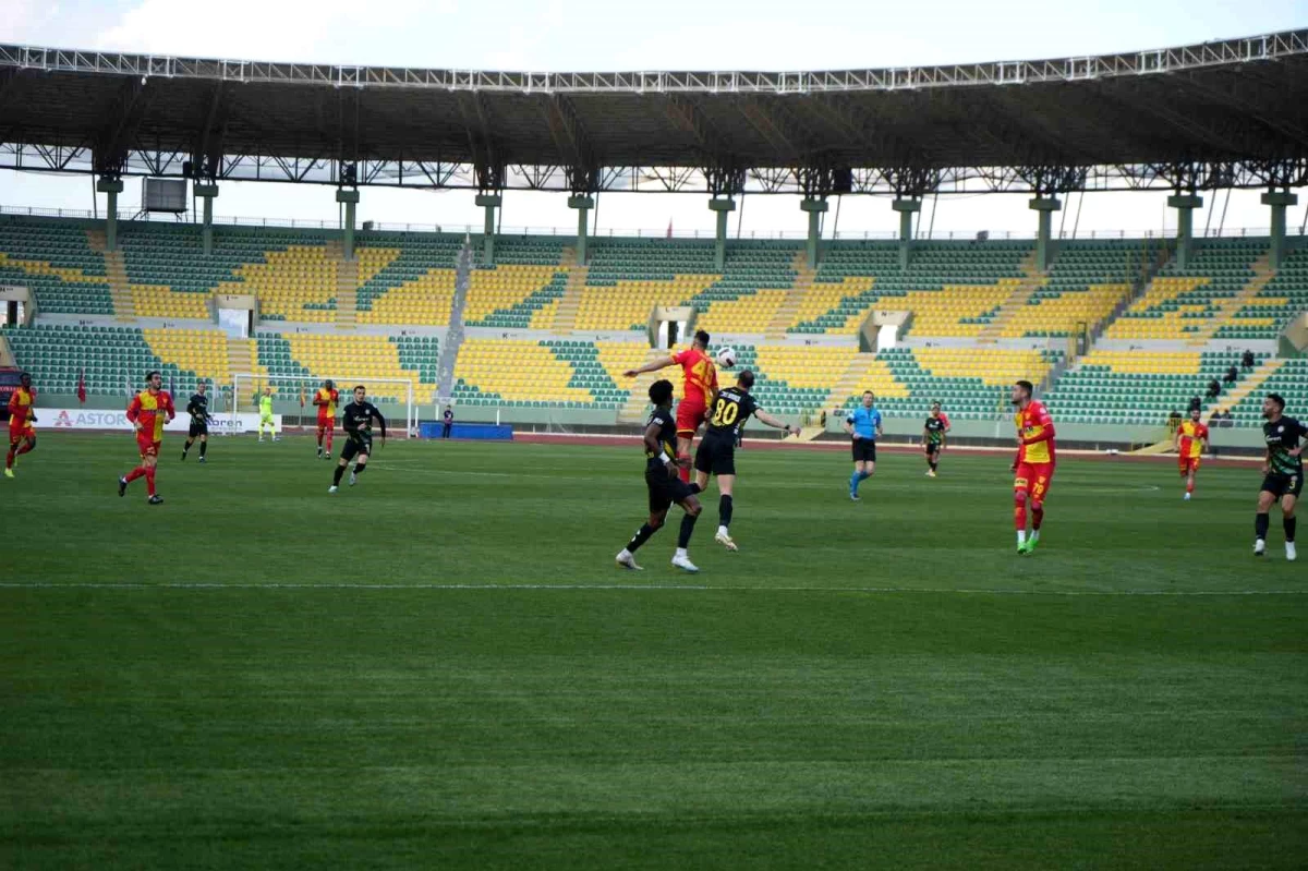 Şanlıurfaspor ile Göztepe arasındaki maçta ilk 20 dakika 0-0 beraberlikle geçildi