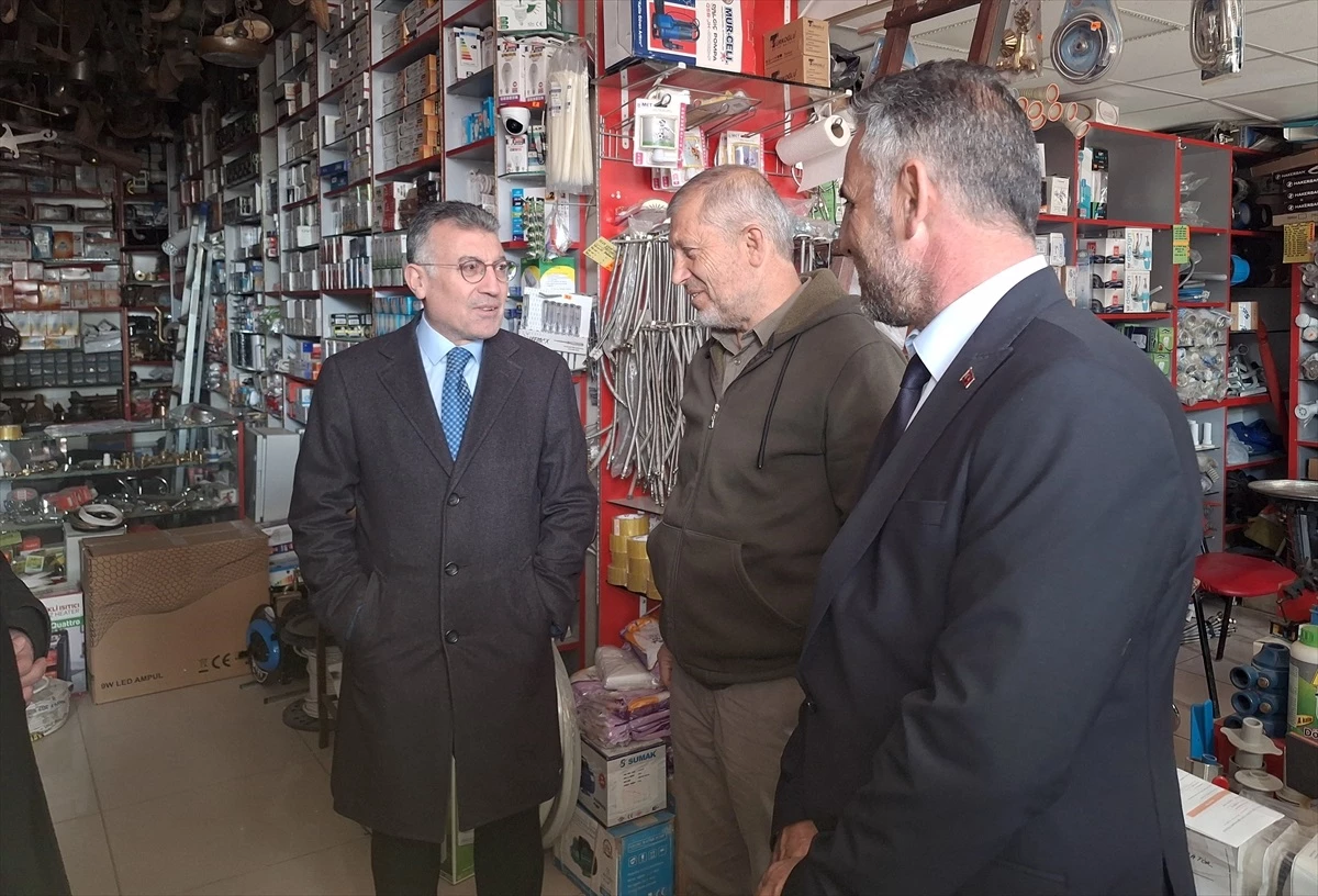 AK Parti TBMM Grup Başkanı Abdullah Güler, Hafik\'te ziyaretlerde bulundu