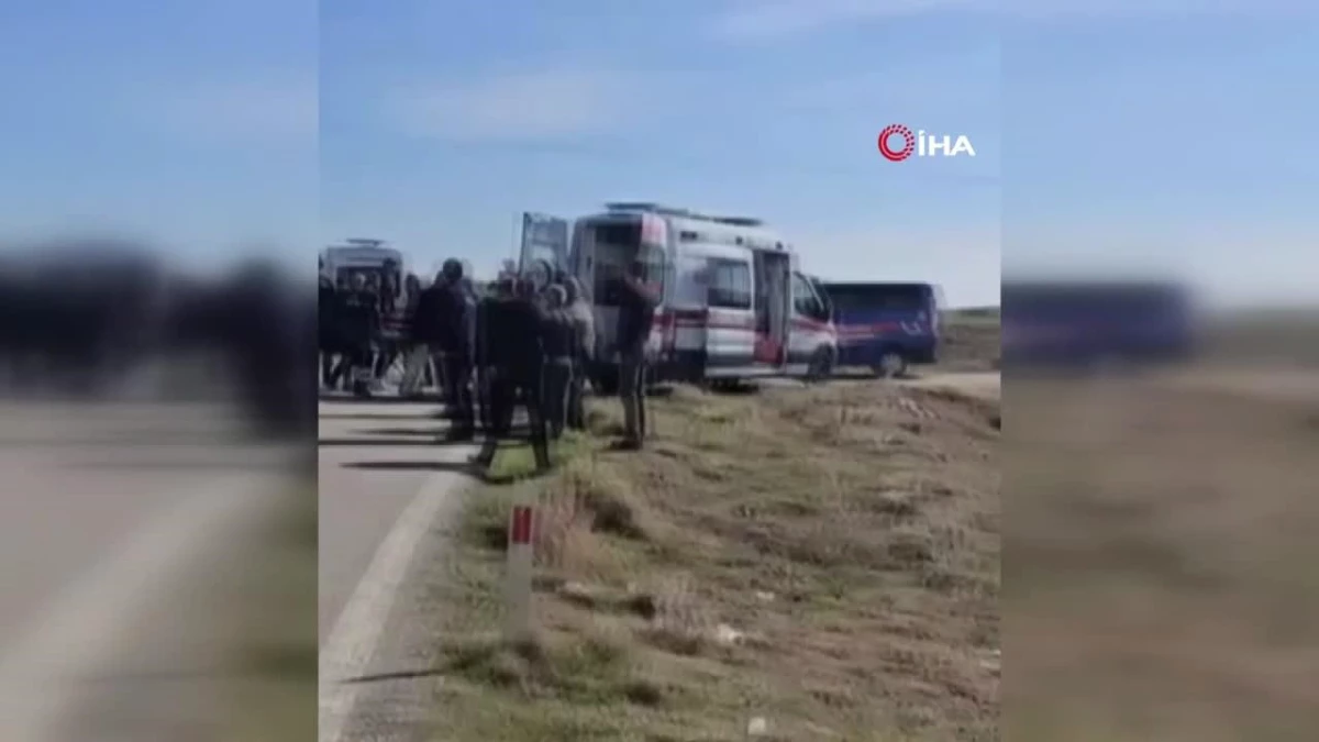 Ankara\'da belediye otobüsü şarampole devrildi: 16 yaralı