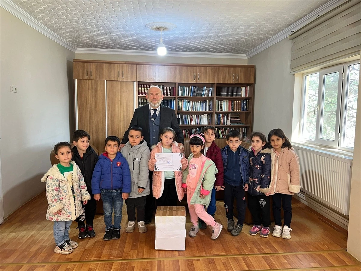 Kırıkkale\'deki Kur\'an kursu öğrencileri Filistinli çocuklara yardım etti