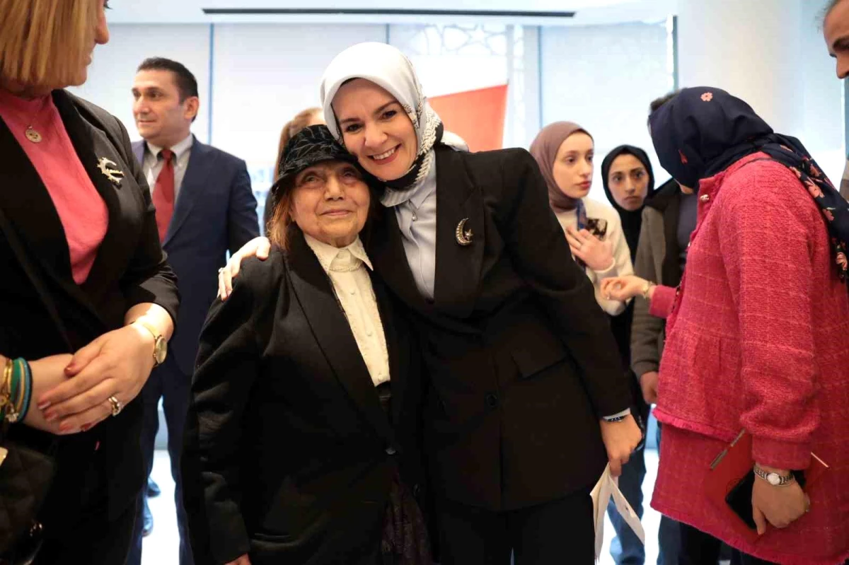 Aile ve Sosyal Hizmetler Bakanı Göktaş, ABD\'de Türk vatandaşlarıyla bir araya geldi