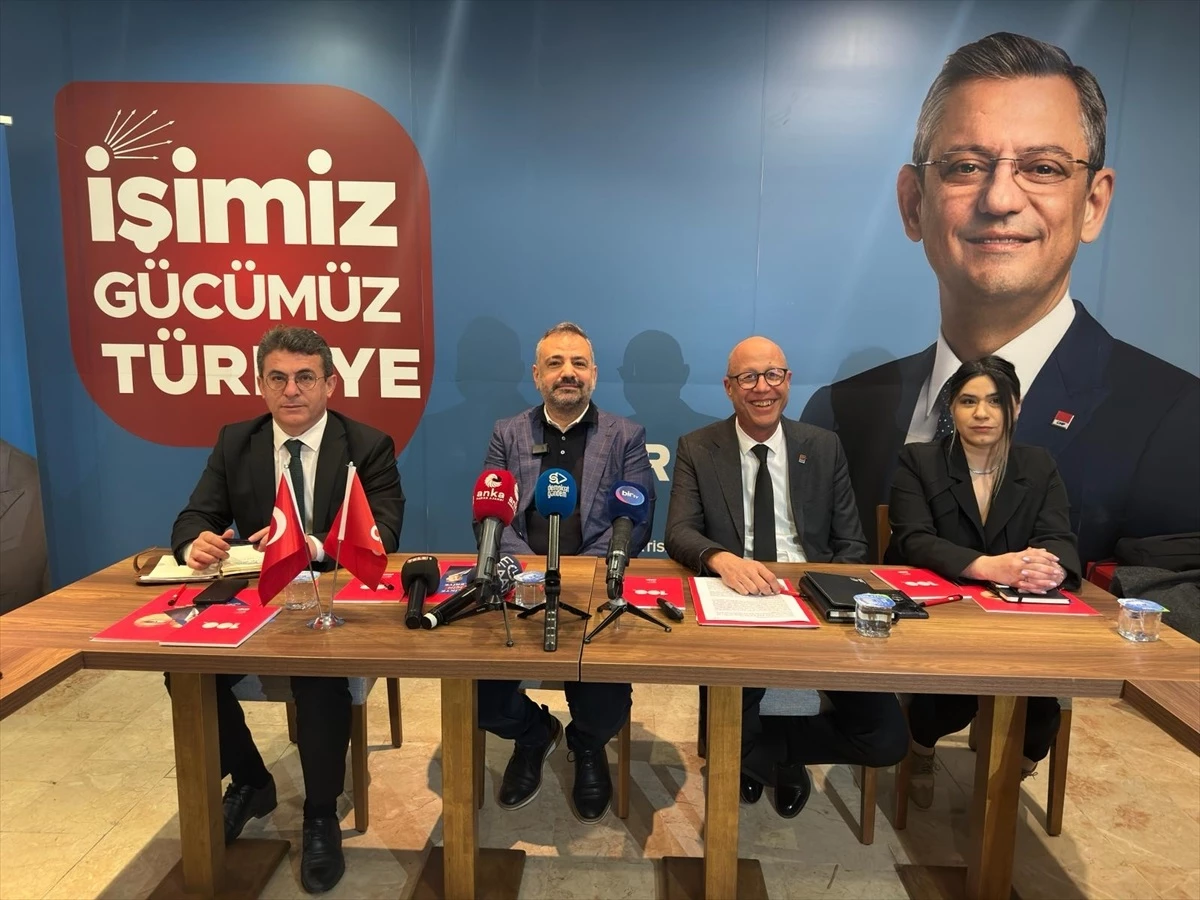 CHP İzmir İl Başkanı Aslanoğlu: Tunç Bey ile çalışmalara devam edeceğiz